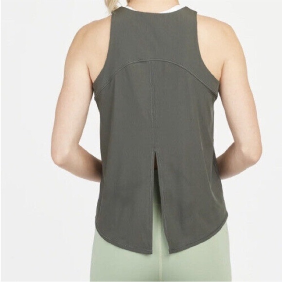 Spanx Green Ribbed Go Lightly tie back tank large - Picture 2 of 7